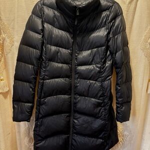 Uniglo Women’s Ultra Light Down Long Coat-Black-Size Medium